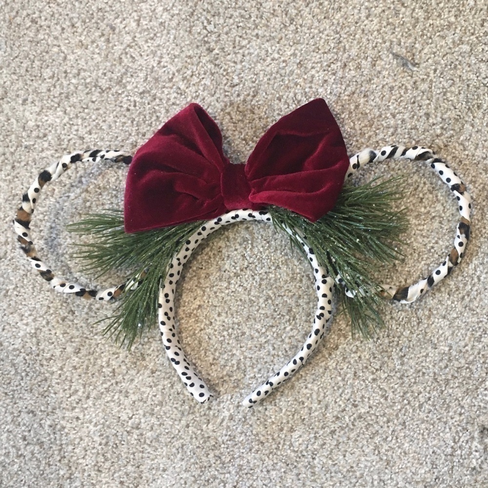 Velvet wire Minnie Mouse ear headband